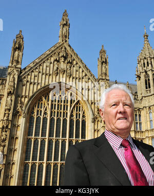 John Francis McFall, Baron McFall von Alcluith PC ist ein britischer Politiker, der derzeit als Erster Stellvertretender Sprecher des House of Lords dient. Stockfoto