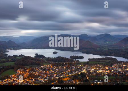 Nacht in Keswick aus latrigg Lake District Stockfoto