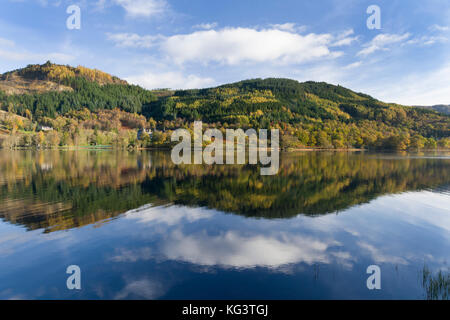 Daybreak über Loch achray in der Nähe Aberfoyle in die trossachs, Schottland. Stockfoto