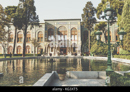 Blick auf salam Hall Gebäude, Teil der Golestan Palast in Teheran, der Hauptstadt von Iran Stockfoto