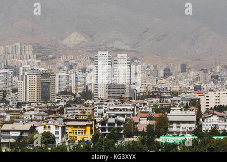 Blick vom Milad Turm in Teheran, Iran. Stockfoto