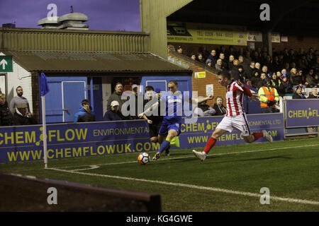 Kingston upon Thames, Surrey, Großbritannien. 4. november 2017. Aktion während der 1-0 Sieg für die Heimmannschaft in der AFC Wimbledon vs Lincoln City in der ersten Runde der Emirate FA Cup: motofoto/alamy leben Nachrichten Stockfoto