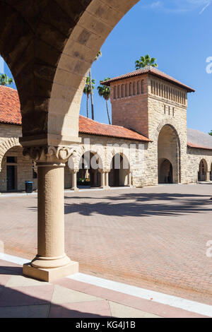 Main quad von der Stanford Universität in Palo Alto, Kalifornien Stockfoto