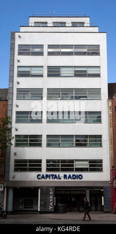 Außenansicht des Capital Radio, Gebäude, Leicester Square, London, England, Vereinigtes Königreich Stockfoto