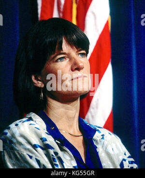 Washington Dc. usa, 1986 dr. Sally Ride in der Rogers Kommission auf dem Space Shuttle Unfall. Stockfoto