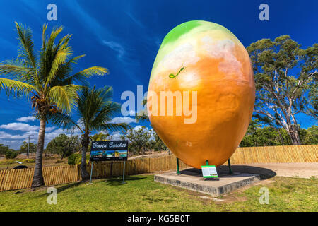 Bowen, aus - Sept 18 2017: Bowen berühmten Attraktion Big Mango am Fremdenverkehrsamt entfernt. Queensland, Australien. Stockfoto