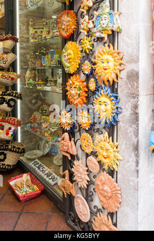 Cermics in Shop, Taormina, Sizilien, Italien Stockfoto