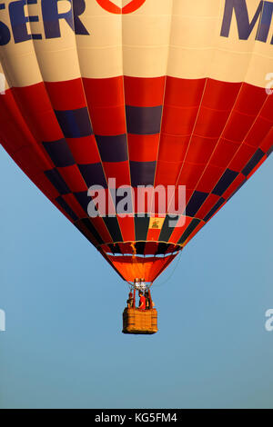 Heißluft-Ballon über Marl, Nordrhein - Westfalen, Deutschland Stockfoto