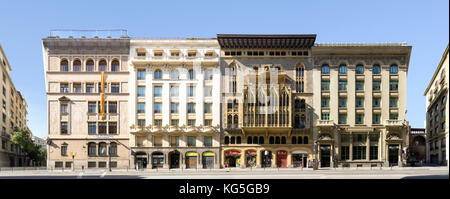 Barcelona, Katalonien, ein Straßenblock des Boulevards via Laietana in linearer Darstellung, Streetline multiperspektivische Fotografie, Stockfoto