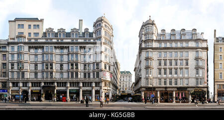 England, London, Westminster, der Strand und das Savoy Hotel in linearer Darstellung, Streetline multiperspektivische Fotografie, Stockfoto
