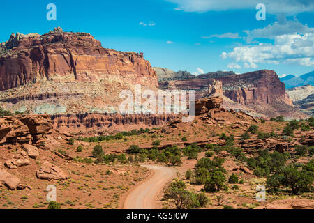 Straße durch den Capitol Reef National Park, Utah, USA Stockfoto