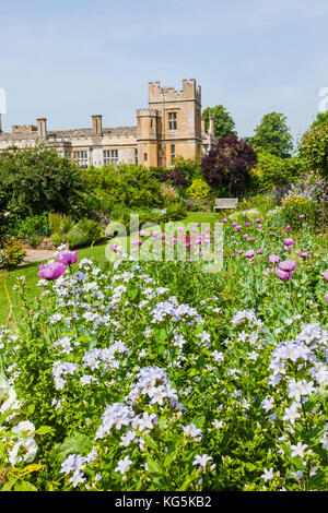 England, Cotswolds, Gloucestershire, winchcombe, Sudeley Castle und den Queens Garden Stockfoto