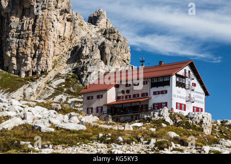 Europa, Italien, Alpen, Dolomiten, Sextener Dolomiten, Südtirol, Rifugio Antonio Locatelli Stockfoto