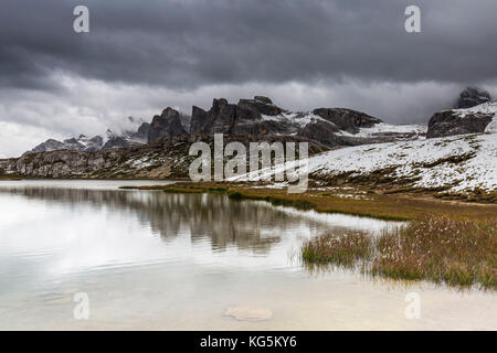 Europa, Italien, Alpen, Dolomiten, Berge, Belluno, Sextner Dolomiten, Laghi dei Piani Stockfoto