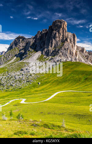 Europa, Italien, Alpen, Dolomiten, Berge, Venetien, Belluno, Giau Pass Stockfoto