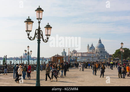 Venedig, Venetien, Italien Basilika Santa Maria vom San Marco Platz entfernt Stockfoto