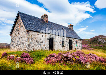 Einsame Hütte auf der North West Highlands von Schottland. Stockfoto