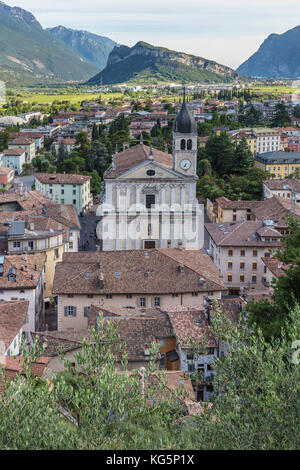 Blick auf Arco vom Schloss, Provinz Trient, Trentino Südtirol, Italien Stockfoto