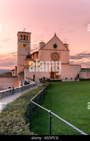 St. Francis Basilic, Assisi Dorf, Gebiet von Perugia, Umbrien, Italien Stockfoto