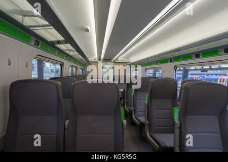 Innenraum eines Great Western Railway Class 800 Intercity Express-Zuges im ersten Betriebsmonat Stockfoto