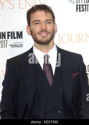 Oct 06, 2017 - Sam Claflin an 'Journey's End' Europäische Premiere, Odeon Leicester Square in London, England, Großbritannien Stockfoto