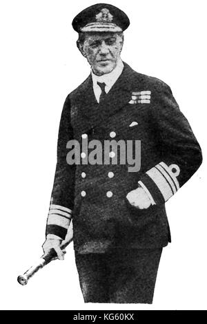 1919 Flag Officer - eine britische Royal Navy Vice Admiral gekleidet in voller Uniform mit Hülse Spitze Stockfoto