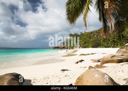 Die Seychellen, Praslin, Anse Georgette, Strand mit Zugang von Constance Lemuria Resort Immobilien Stockfoto