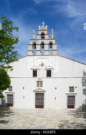 Kirche Panagia Apeirathitissa im Bergdorf Apiranthos, Insel Naxos, Kykladen, Ägäis, Griechenland Stockfoto