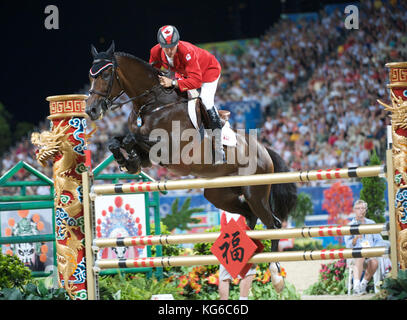 Olympische Spiele 2008, Hong Kong (Peking Spiele) August 2008, Goldmedaillengewinner Eric Lamaze (CAN) Reiten Hickstead, Team Springen endg. Stockfoto