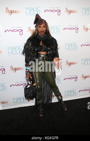 Grand Opening of Magic Hour Rooftop Bar & Lounge and Legasea am Moxy Times Square mit: Göttin Where: New York, New York, United States Wann: 04 Okt 2017 Credit: Derrick Salters/WENN.com Stockfoto