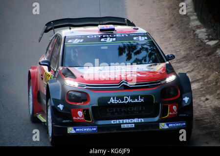 #7 Kris Meeke (GBR) und der Co-Pilot Paul Nagle (IRL) vom Citroën World Rally Team treten an der Shakedown-Etappe der Rally de España-Runde der FIA World Rally Championship 2017 an. © Hugh Peterswald/Alamy Stockfoto