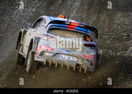 #1 Dani Sordo (esp) und Beifahrer marc Marti (esp) von Hyundai Motorsport den SHAKEDOWN der Rallye gb Runde der FIA World Rally Championship 2017 konkurrieren. © hugh Peterswald/alamy Stockfoto