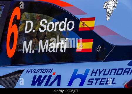 Details zu #6 Dani Sordo (ESP) und Co-Pilot Marc Marti (ESP) von Hyundai Motorsport nach Abschluss der Rallye de España Runde der FIA Rallye-Weltmeisterschaft 2017. © Hugh Peterswald/Alamy Stockfoto