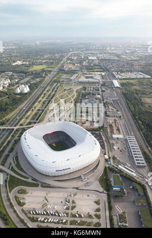 Luftbild der Allianz Arena Fußball-Stadion, München, Bayern, Deutschland Stockfoto