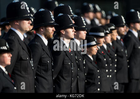 Polizei Rekruten auf Parade während der Metropolitan Police Service passing Out Parade, die staffelung von 182 neuen Rekruten aus der met der Polizei zu markieren Stockfoto