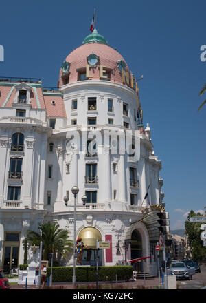 Außenansicht des Hotels Negresco an der Promenade des Anglais, Nizza, Cote d'Azur, Provence-Alpes-Cote d'Azu, Frankreich. Stockfoto