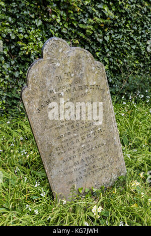 Pendeen, England - 26. April 2017: Friedhof mit Grabstein in Pendeen, Cornwall, England. Stockfoto