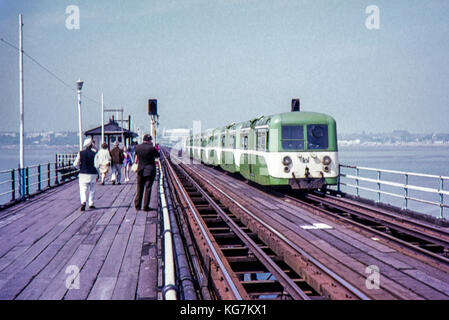 Southend Pier Tram/Zug Bild in 1973 getroffen Stockfoto