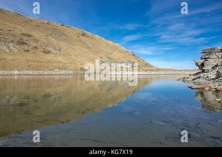 Mountain Lake Reflexion - Panorama - große See Pelister National Park, Mazedonien Stockfoto