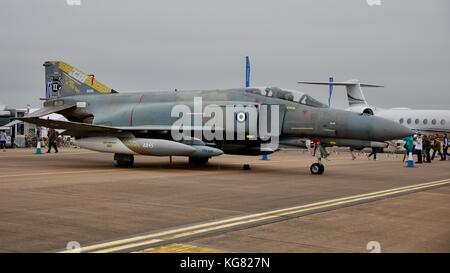 Hellenic Air Force F-4 E Phantom auf Static Display an der Royal International Air Tattoo 2017 Stockfoto