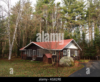 Rustikal und urig Stil home in den Adirondacks Stockfoto