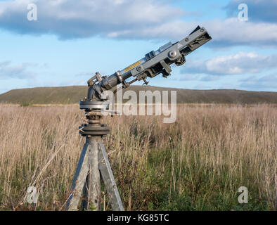 Stillgelegte Hochdruck-Wasserstrahl spray Asche Abfälle aus cockenzie Kohle Kohlekraftwerk cool, Musselburgh Lagunen, Schottland, UK, jetzt Naturschutzgebiet Stockfoto