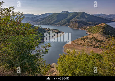 Die arda Fluss ist der größte rhodope Fluss. Der Fluss der außergewöhnlich schönen Kurven (Mäander) Wicklung in riesigen felsigen Bergmassiven und Kuppeln in der Stockfoto