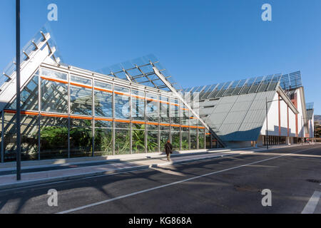 MUSE Museo delle Scienze Science Museum in Trient, Norditalien, entworfen 2013 von Renzo Piano Building Workshop, Außenansicht des Gewächshauses Stockfoto