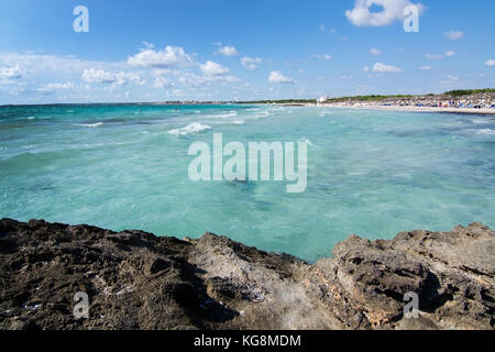 Es Trenc, Mallorca, Balearen, Spanien - Oktober 6, 2017: Es Trenc Strand an einem sonnigen Tag am 6. Oktober 2017 in Es Trenc, Mallorca, Balearen Insel Stockfoto