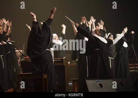 Sister Act ist ein amerikanischer Comedy-Film aus dem Jahr 1992 Stockfoto