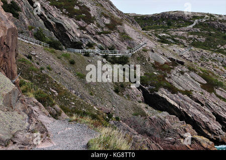 Ein Abschnitt des North Head Trail, ein Wanderweg, wickelt sich um den Signal Hill, St. John's, NL Stockfoto