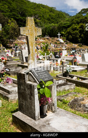 Die Seychellen, La Digue, Anse Schwere, Insel Friedhof, kreolische Sprache Grab Stockfoto