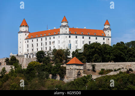 Die Slowakei, Bratislava Burg (bratislavsky hrad), historische Wahrzeichen der Stadt. Stockfoto