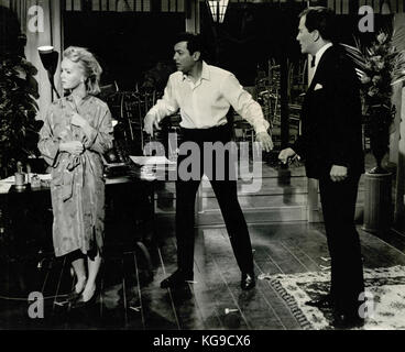 Schauspieler Debbie Reynolds, Tony Curtis, und Pat Boone im Film Goodbye Charlie, 1964 Stockfoto